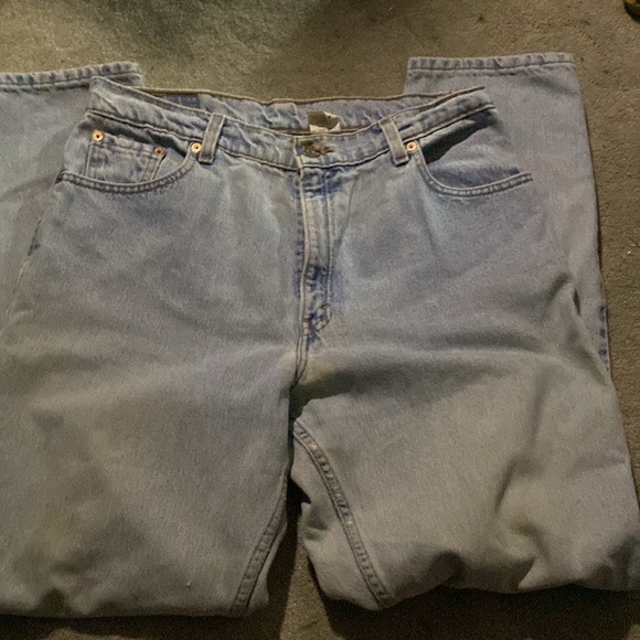 550 Vintage 1998 Levi Relaxed Fit and Tapered Leg - Picture 5 of 9